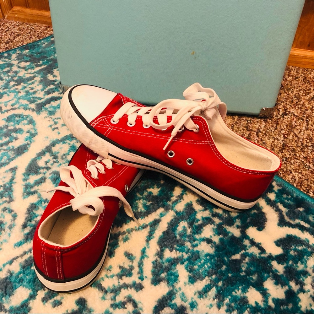 Women’s Canvas Low Cut Sneakers like All Star